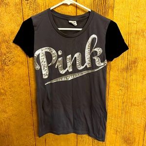 VS PINK T-SHIRT     Like *NEW*